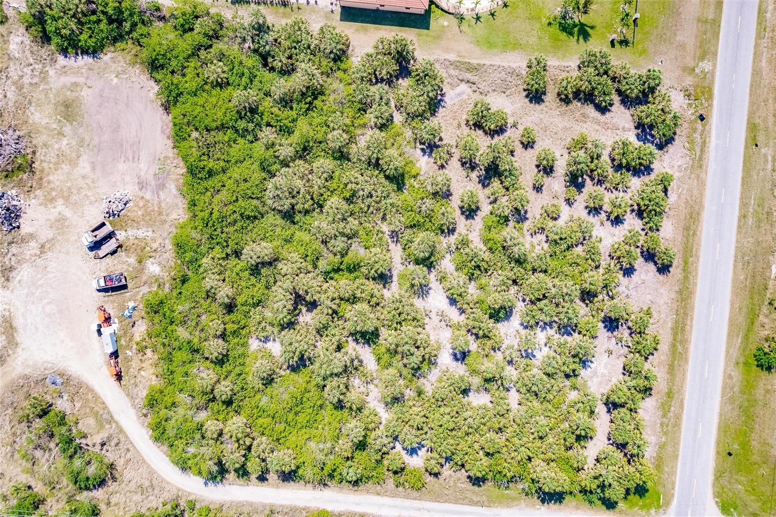 MANCHESTER ESTATES - Land