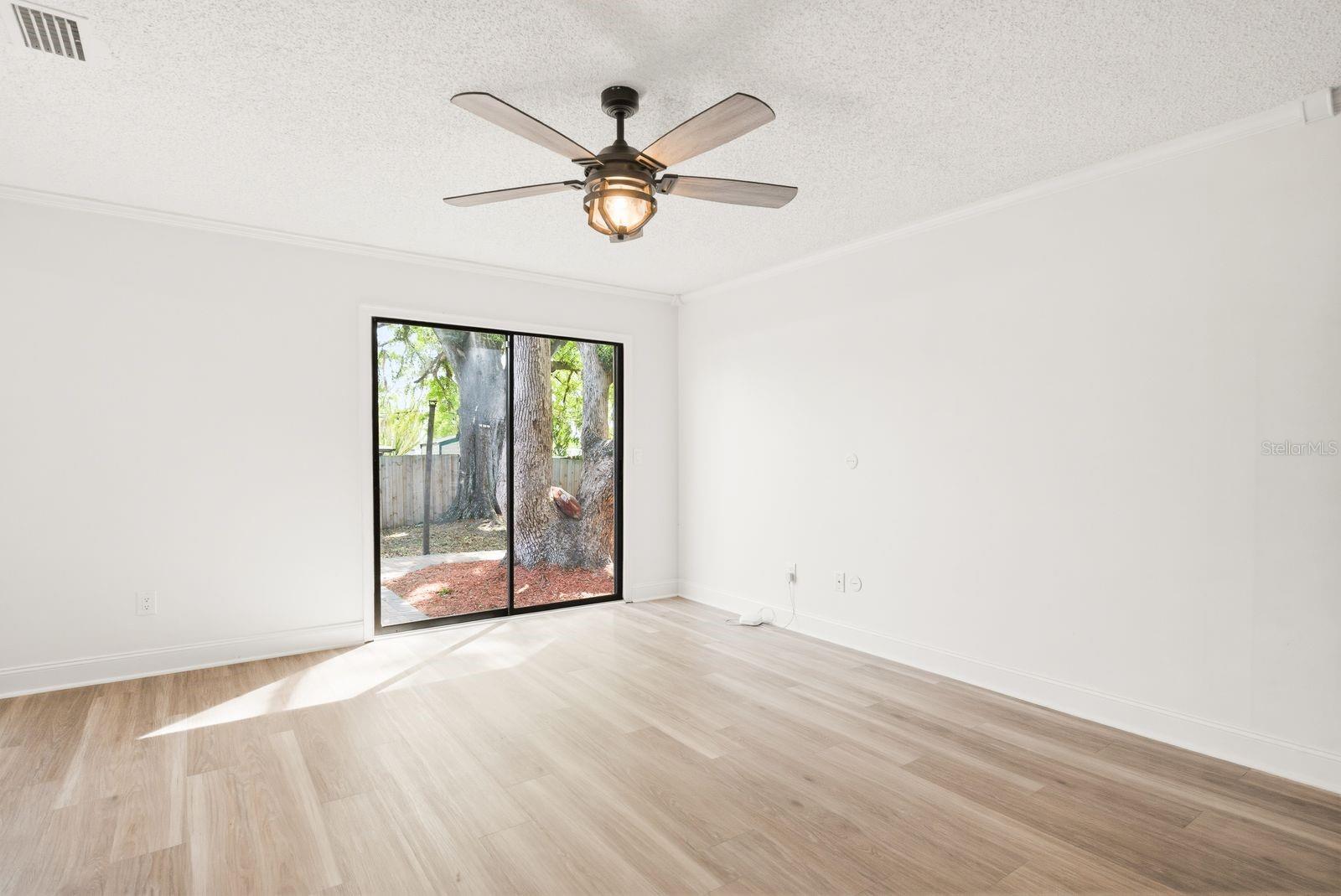 TAMPAS NORTH SIDE CNTRY CL - Residential