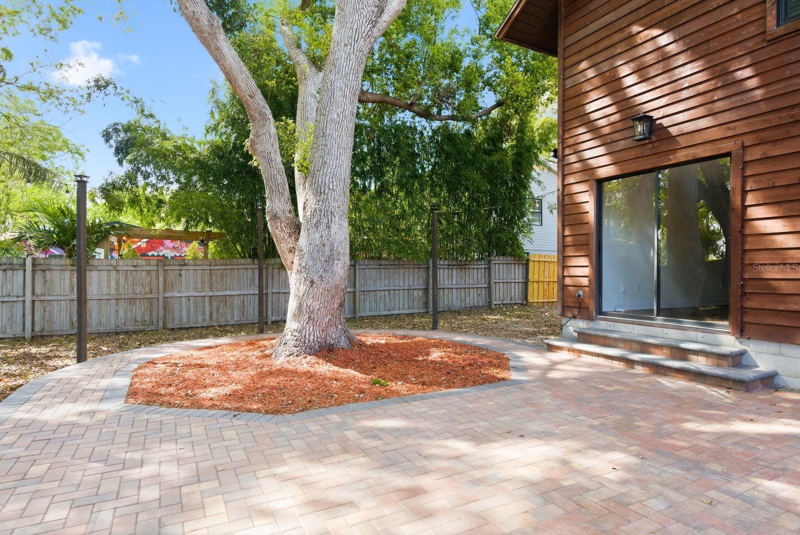 TAMPAS NORTH SIDE CNTRY CL - Residential