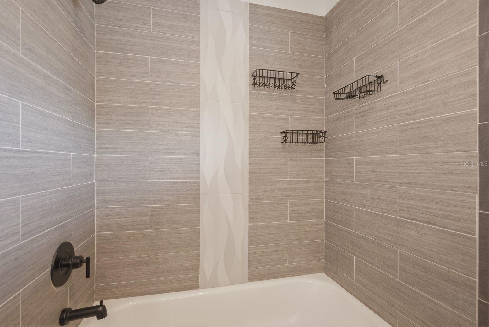 TAMPAS NORTH SIDE CNTRY CL - Residential