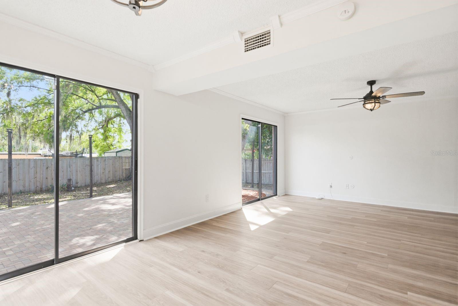 TAMPAS NORTH SIDE CNTRY CL - Residential