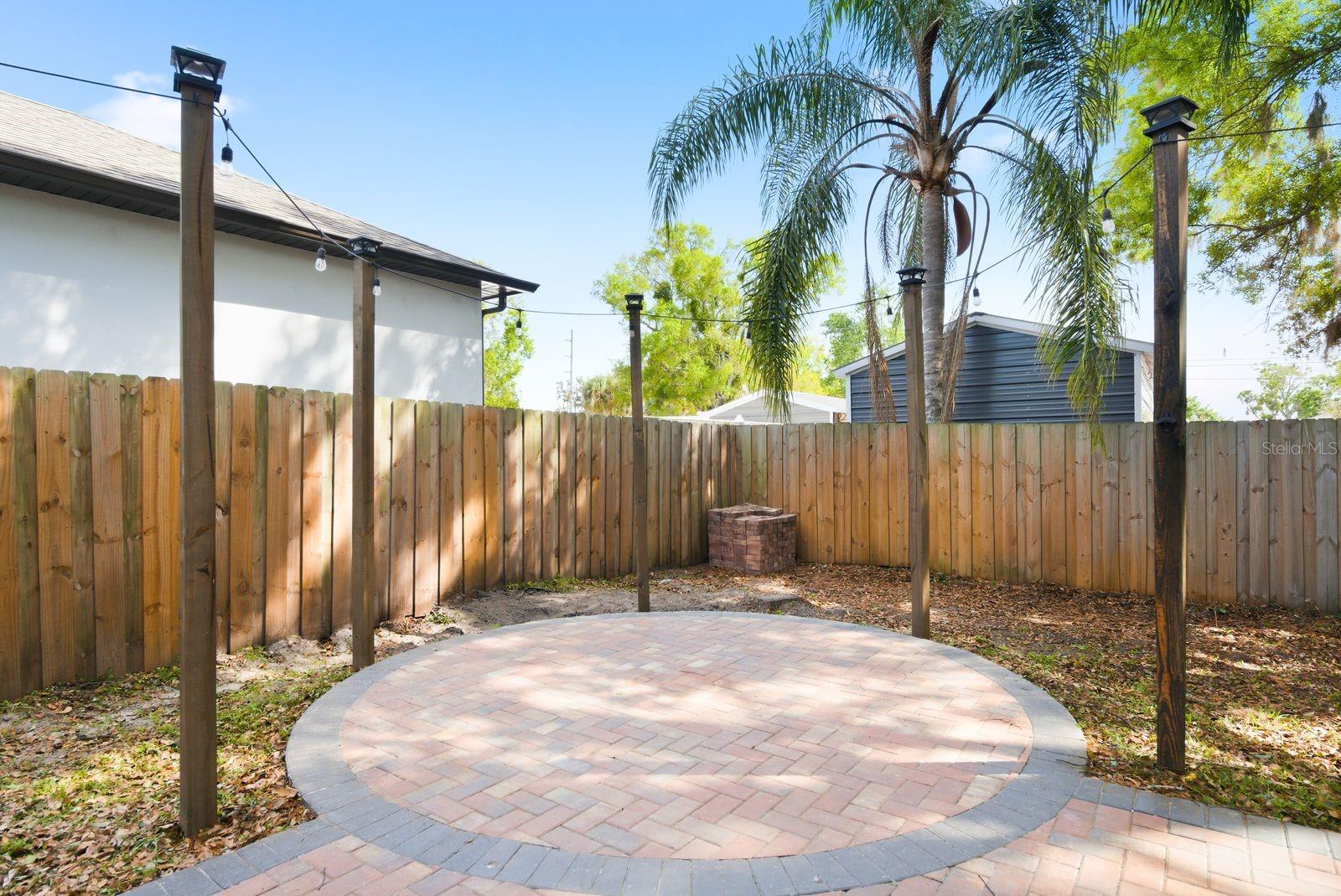 TAMPAS NORTH SIDE CNTRY CL - Residential