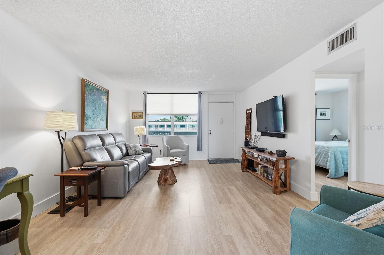 WINSTON PARK NORTHEAST - Residential