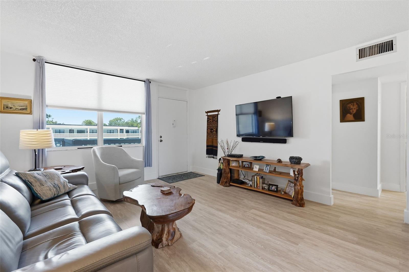 WINSTON PARK NORTHEAST - Residential