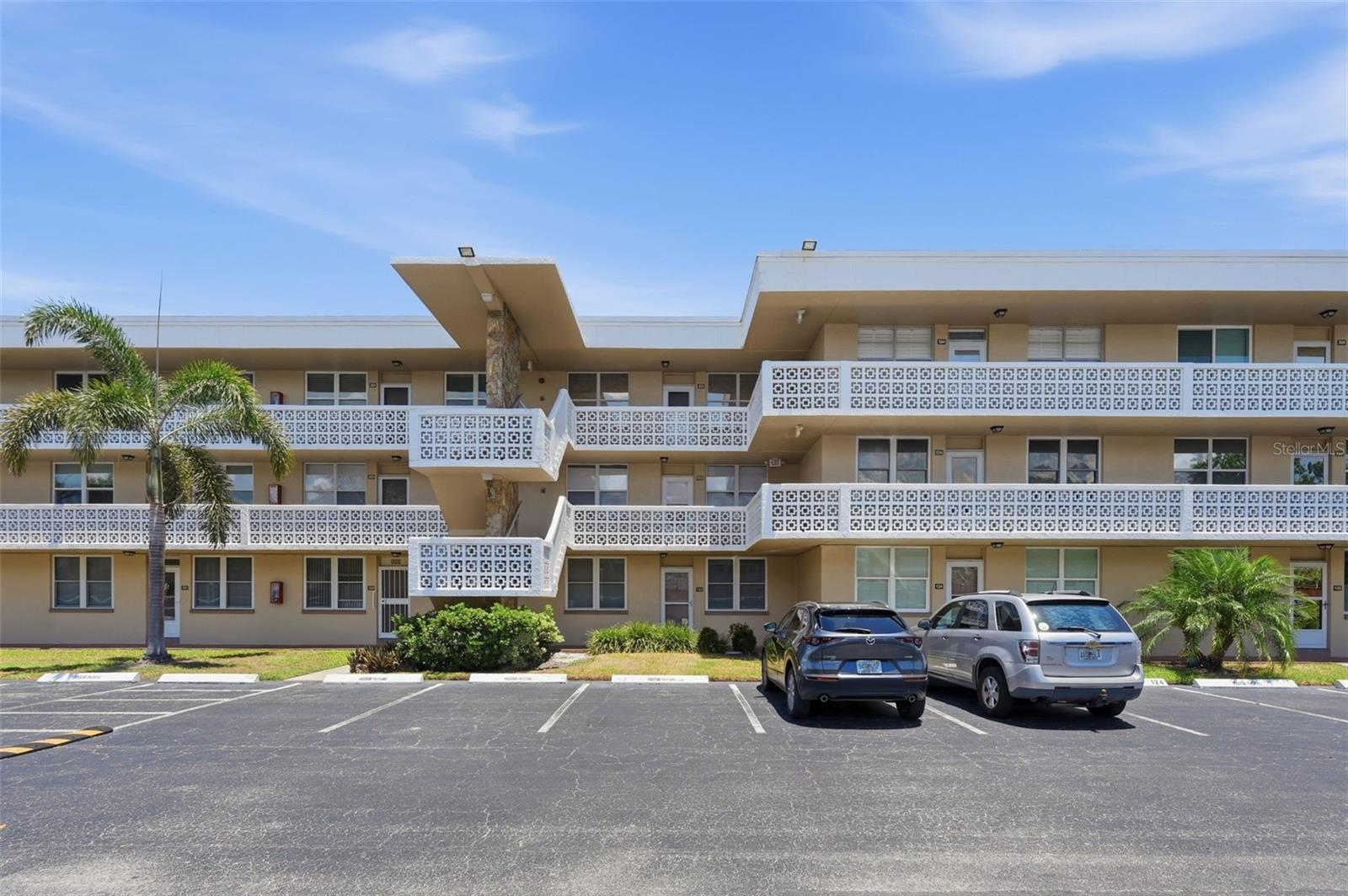 WINSTON PARK NORTHEAST - Residential