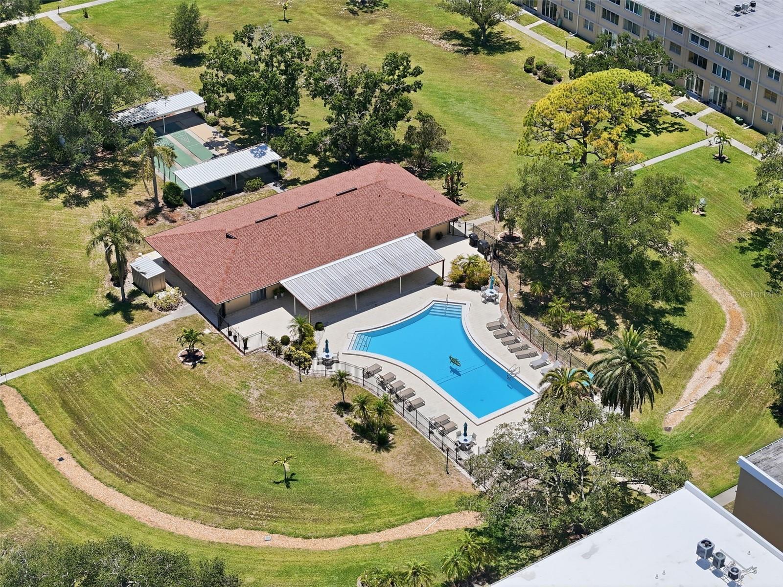 WINSTON PARK NORTHEAST - Residential