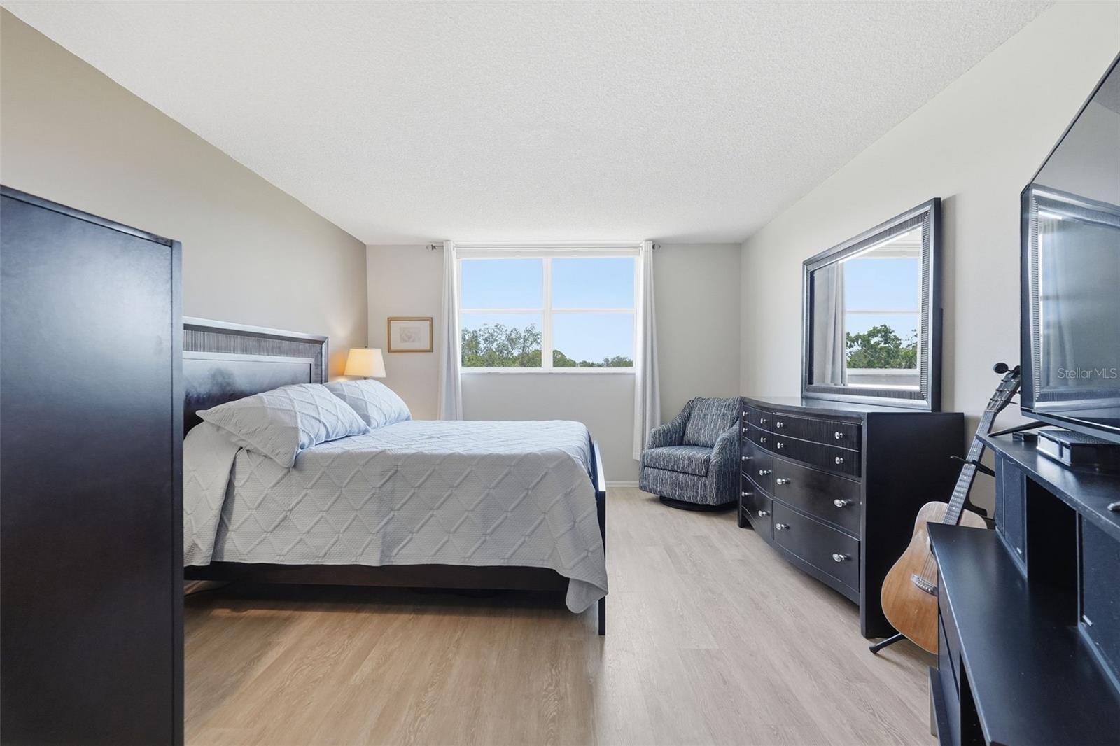 WINSTON PARK NORTHEAST - Residential
