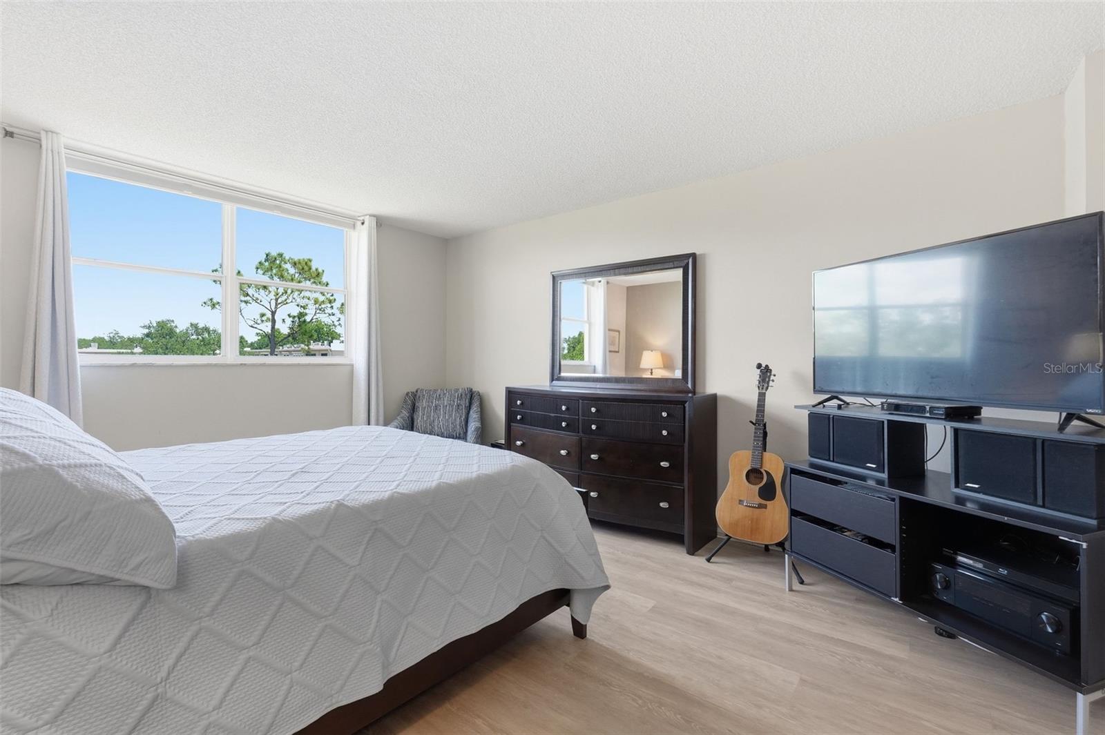 WINSTON PARK NORTHEAST - Residential