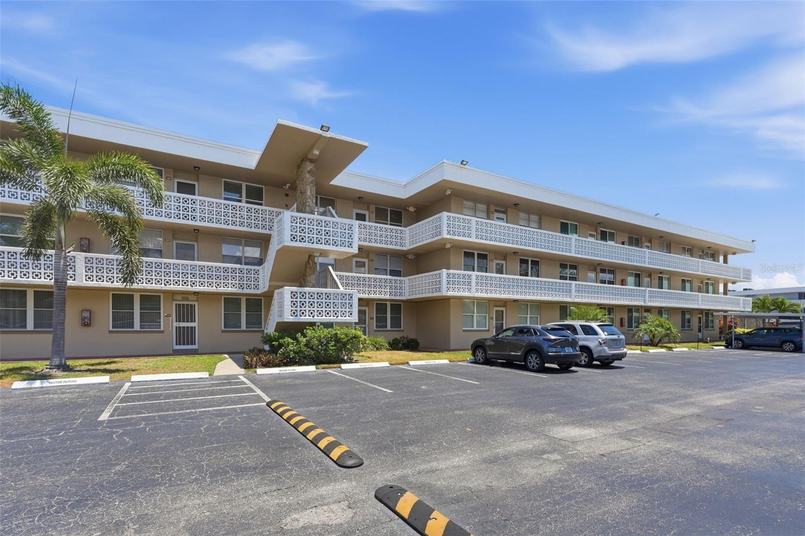 WINSTON PARK NORTHEAST - Residential