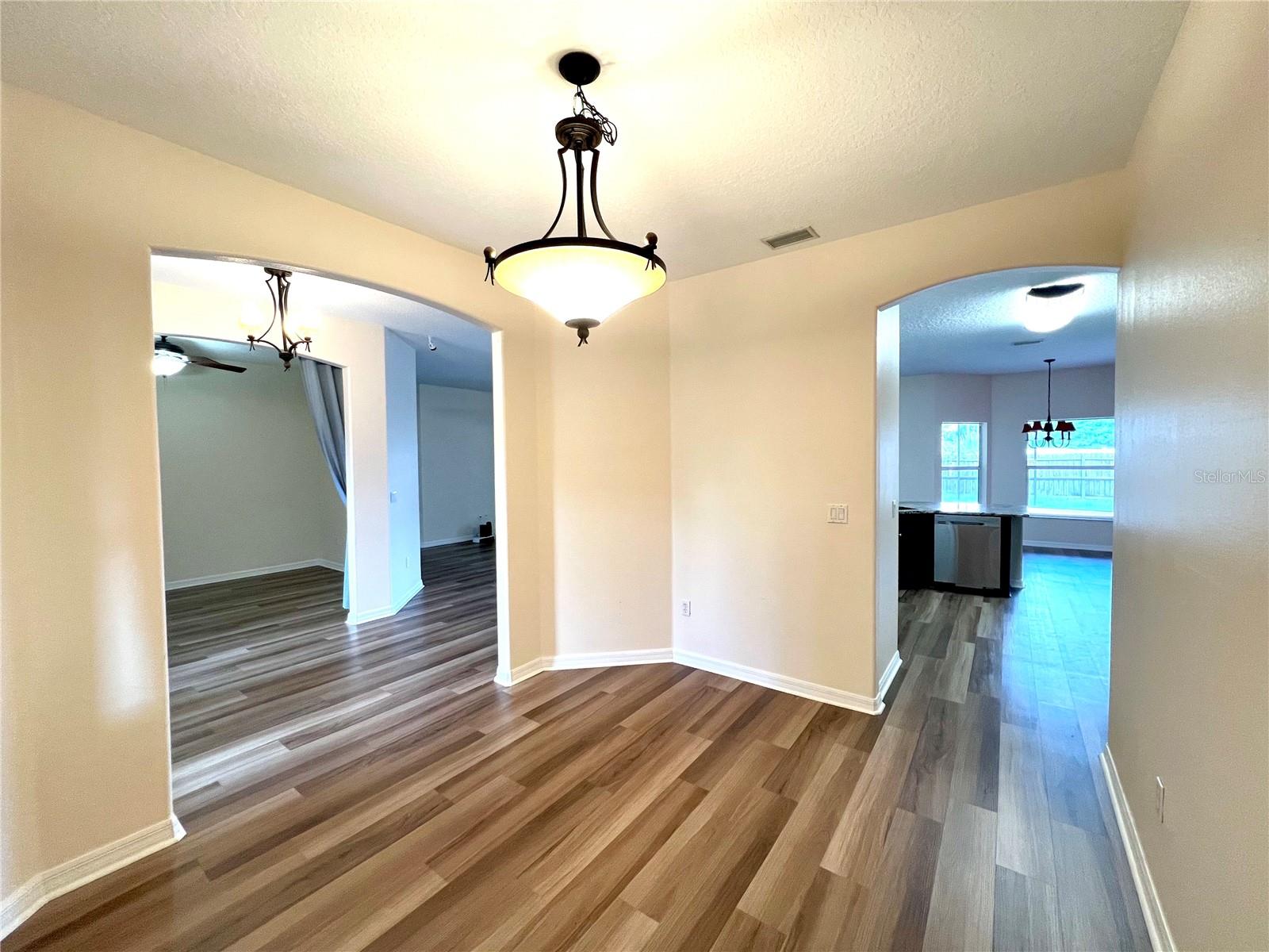 28 BUFFALO MEADOW LANE