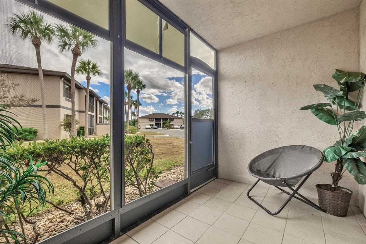 OAKS 04 - Residential