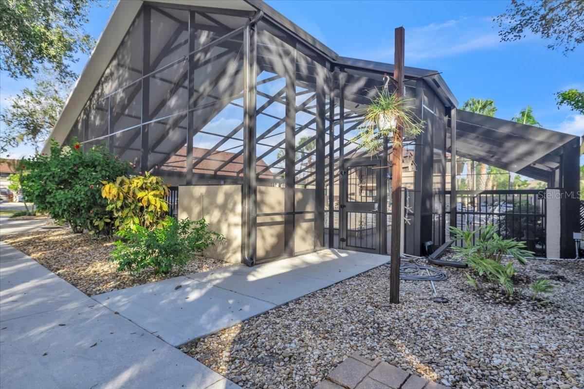 OAKS 04 - Residential