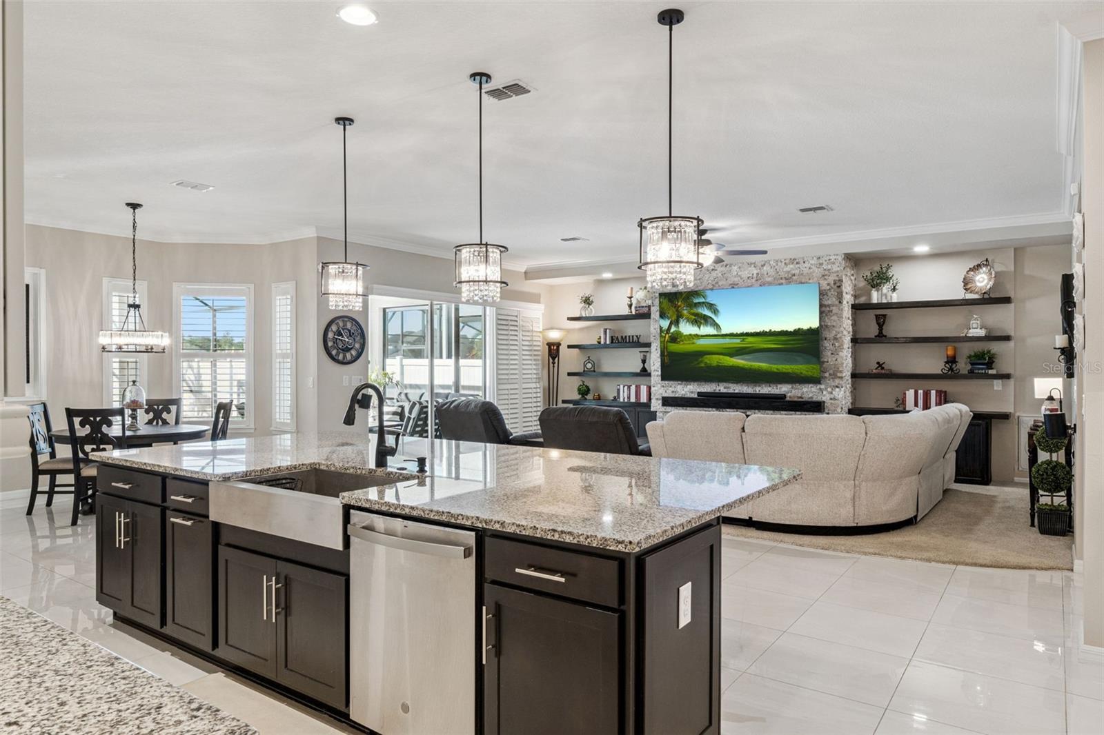 WINDING BAY II LLC - Residential