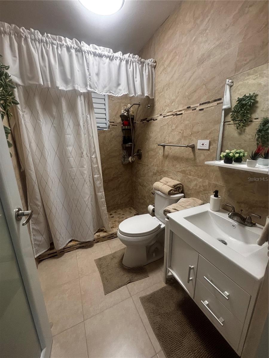 BO CAIMITO ALTO SECTOR LOS ROMEROS - Residential