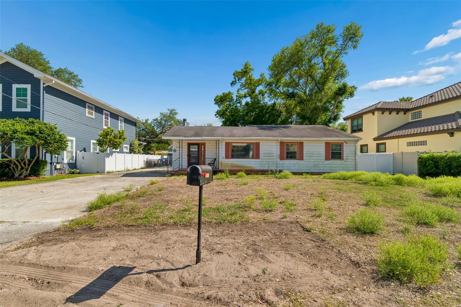 3TW | EL PRADO GARDENS - Land