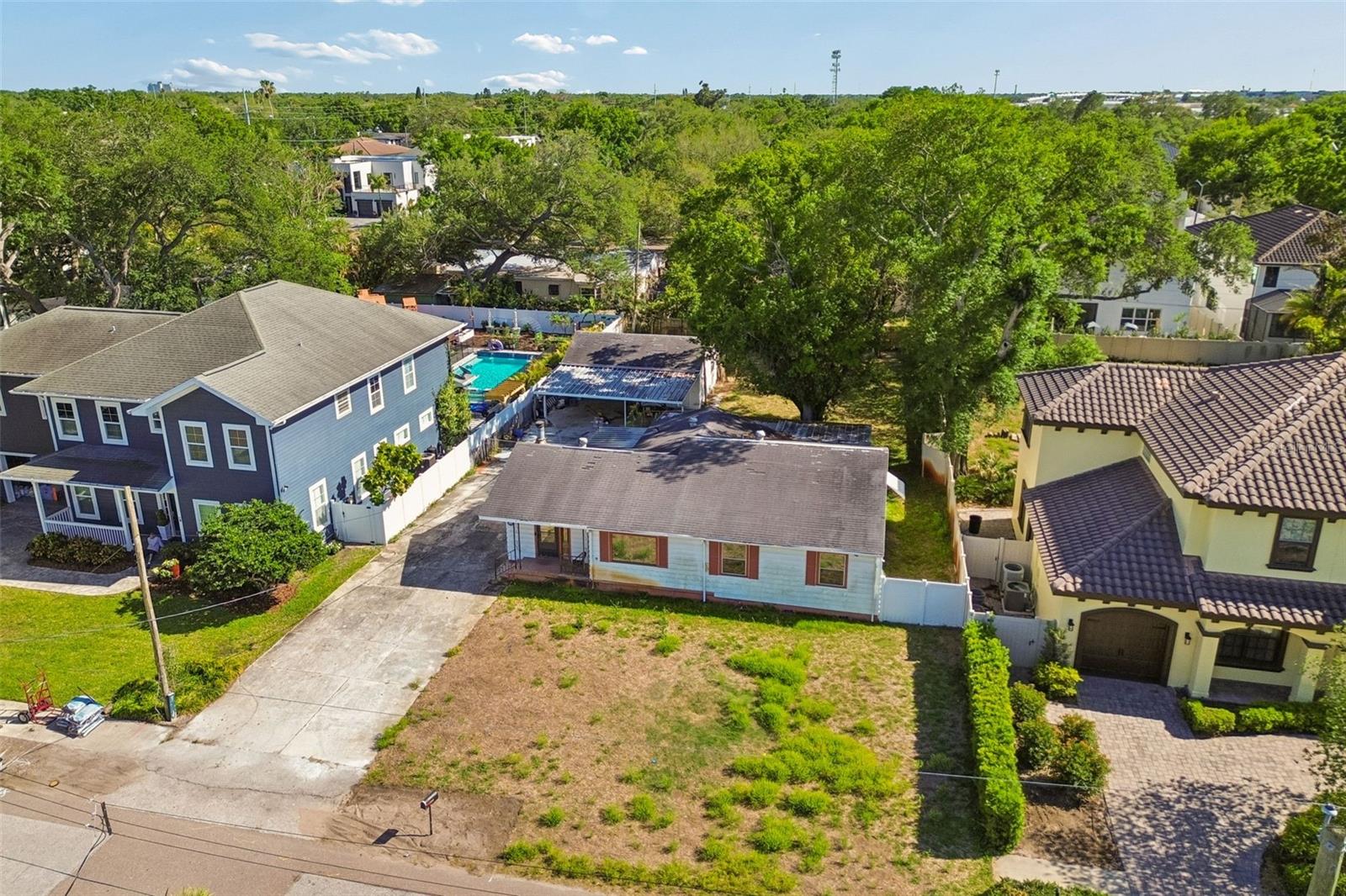 3TW | EL PRADO GARDENS - Land