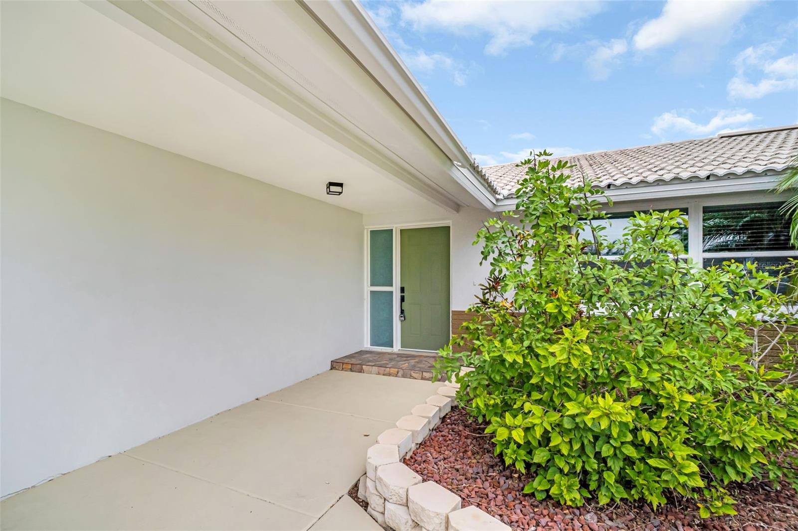 FLOR A MAR SEC C07 ADD 03 - Residential Lease