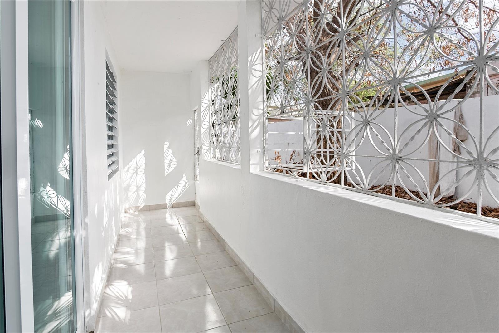 URB. PALO DE PAN - Residential