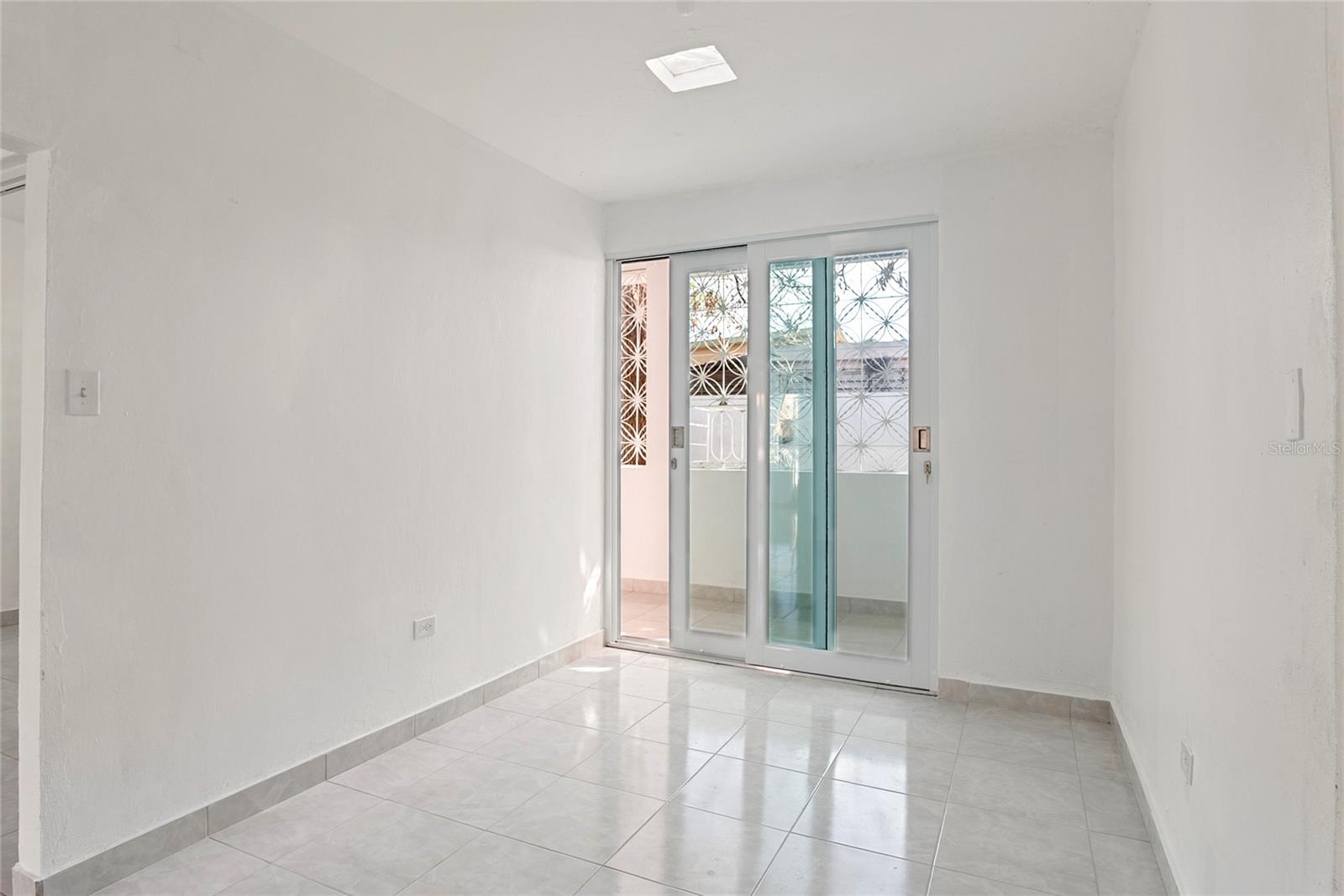 URB. PALO DE PAN - Residential