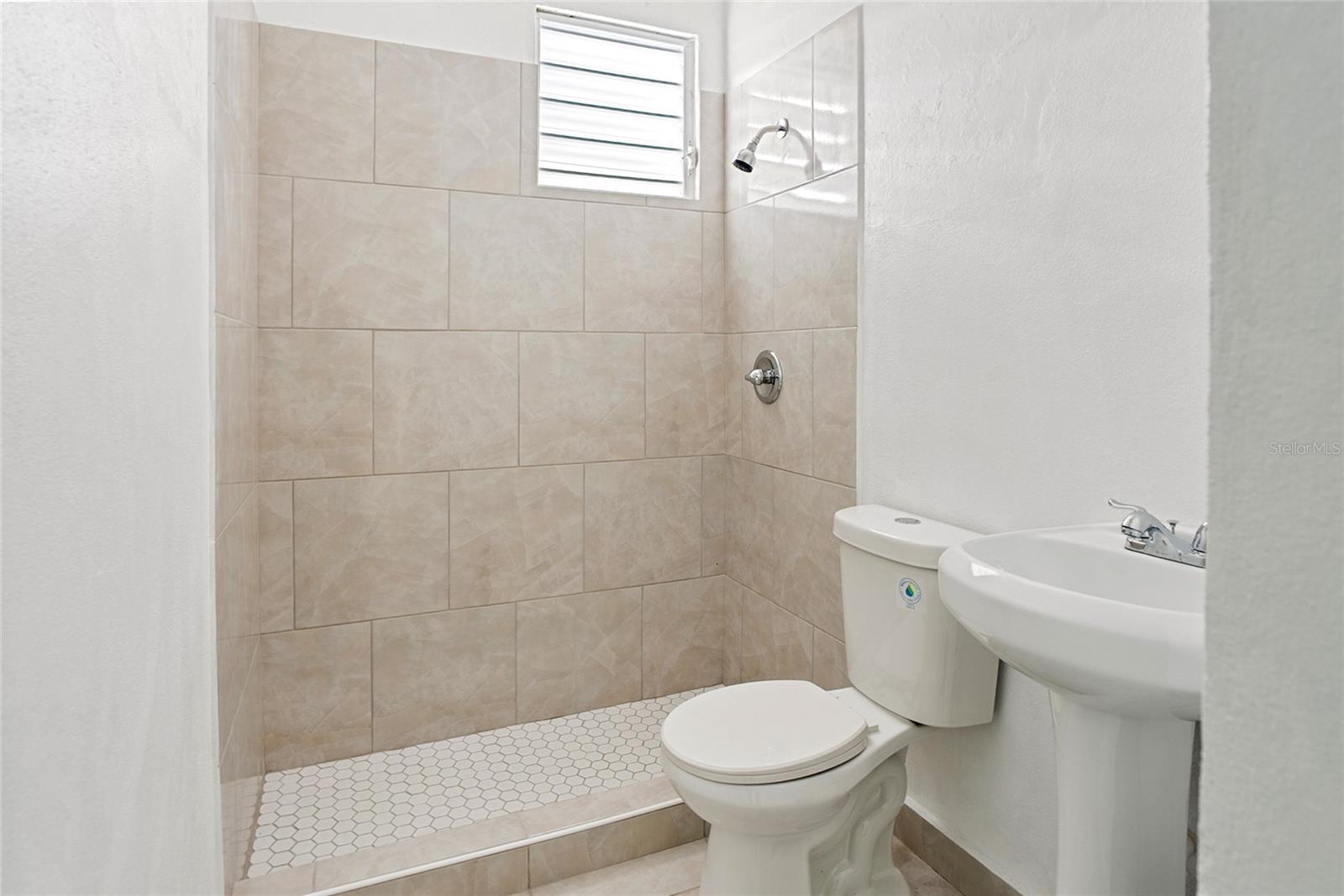 URB. PALO DE PAN - Residential