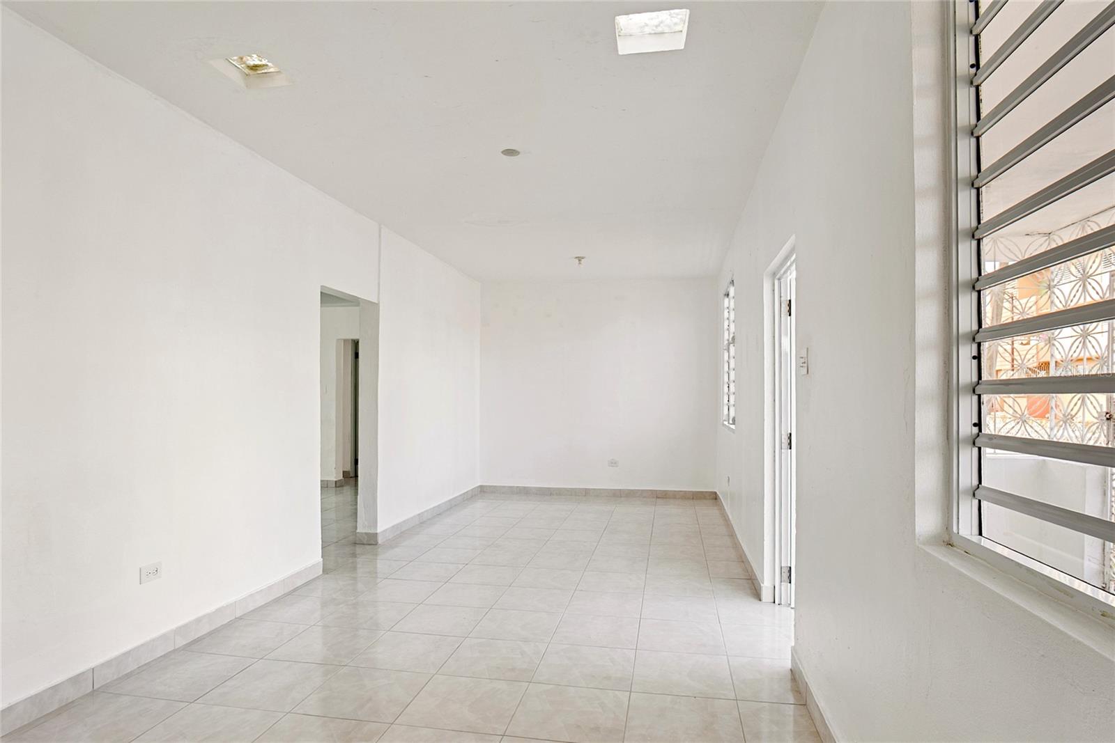 URB. PALO DE PAN - Residential