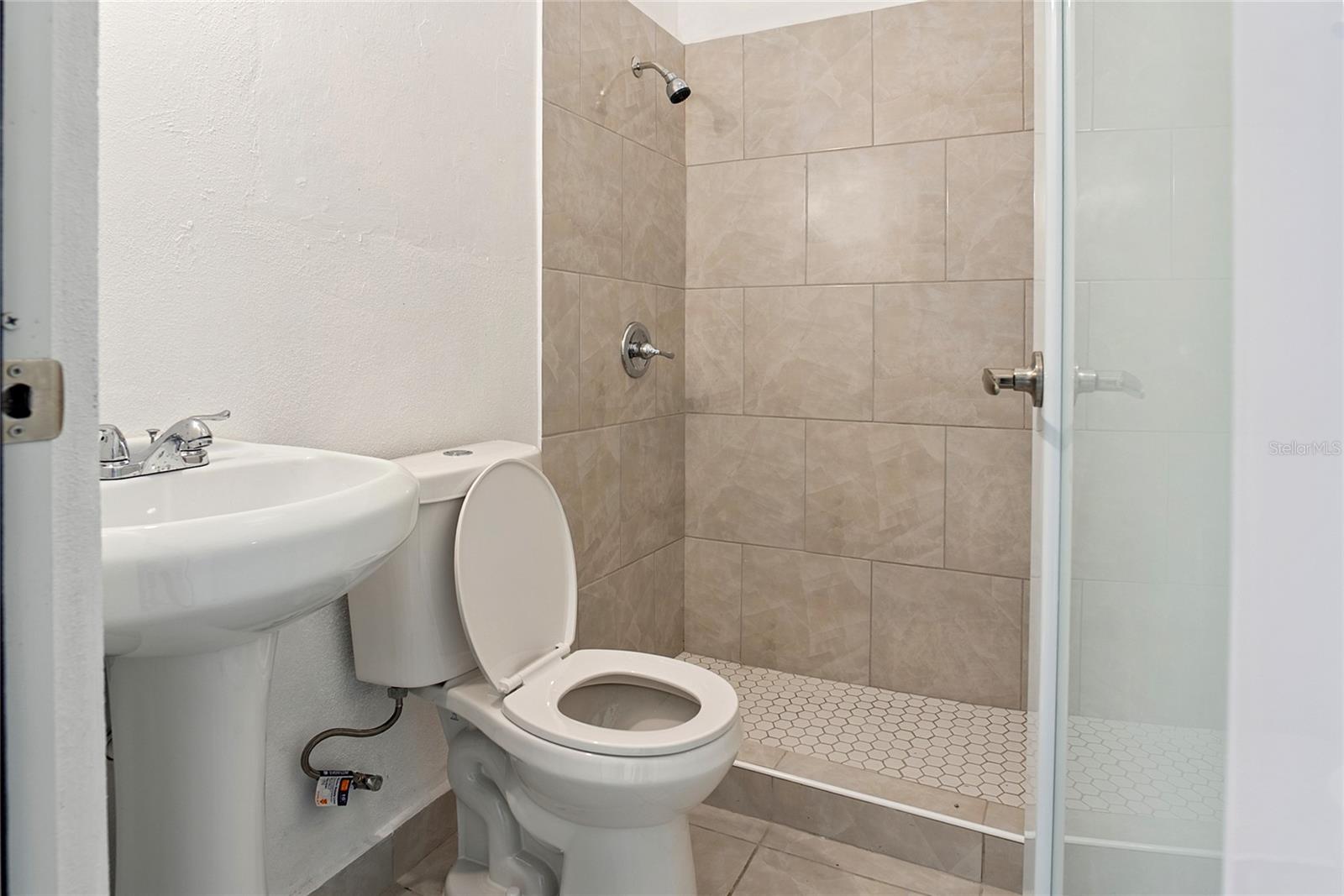 URB. PALO DE PAN - Residential