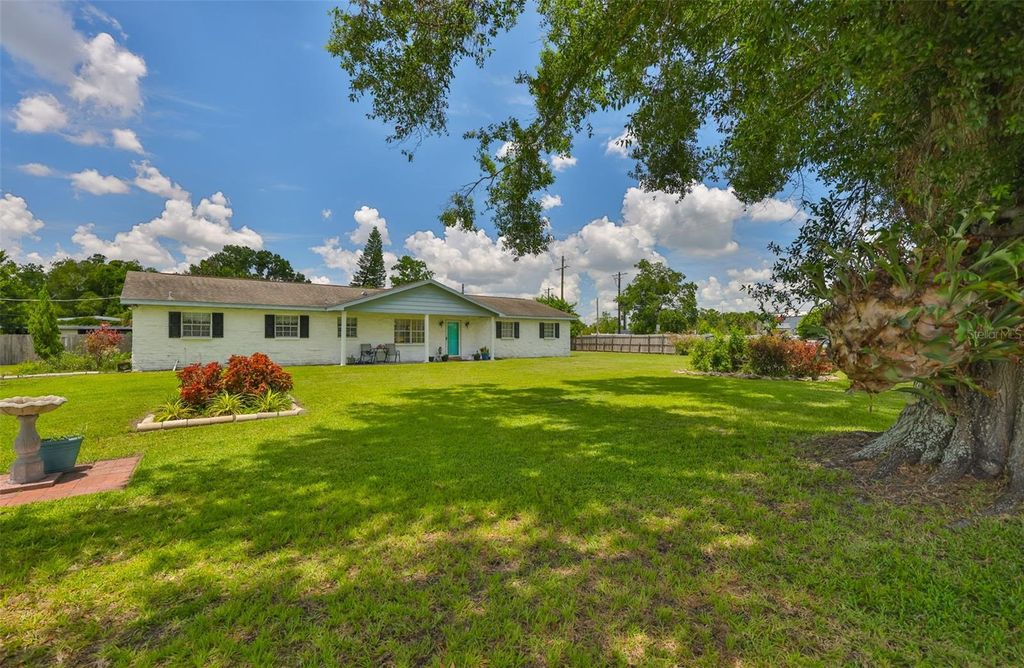 Photo of 11350 Poinsettia Street, Riverview, FL 33578 (MLS # TB8408812)