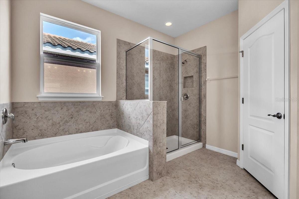 SOLEIL WEST PH II - Residential