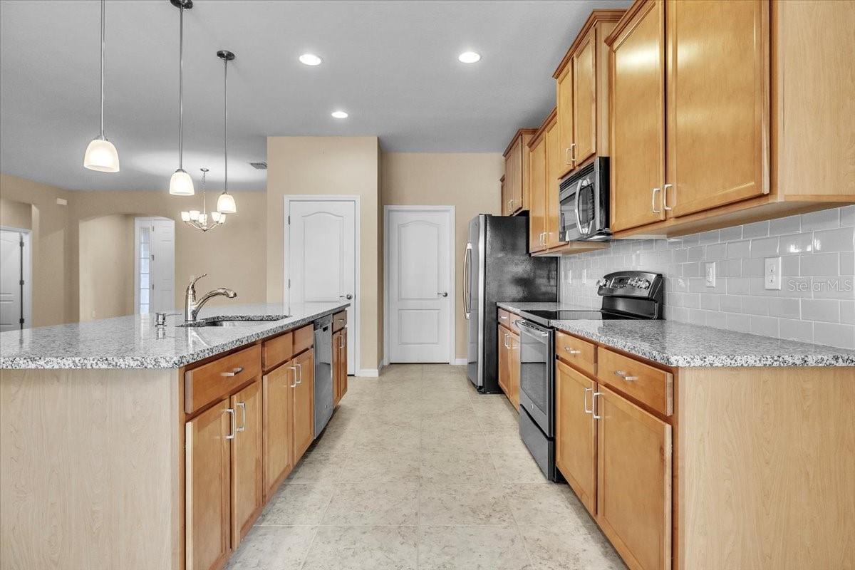 SOLEIL WEST PH II - Residential