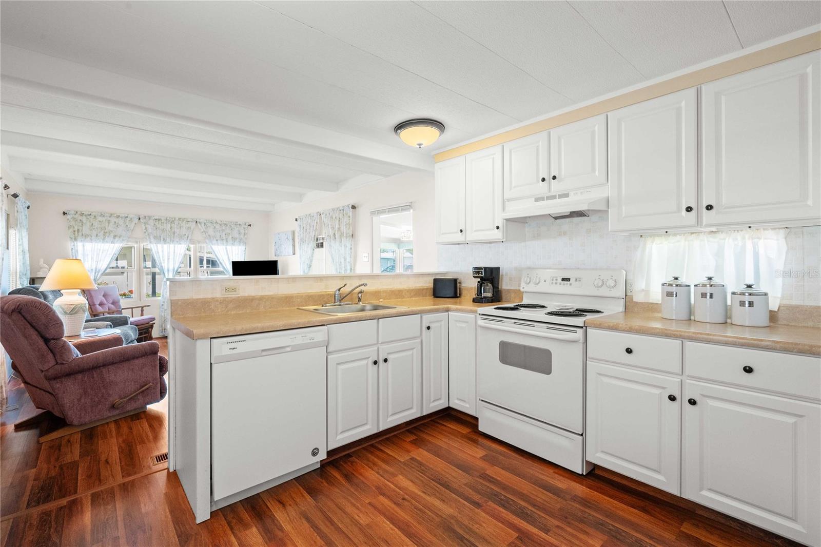 BETMAR ACRES - Residential