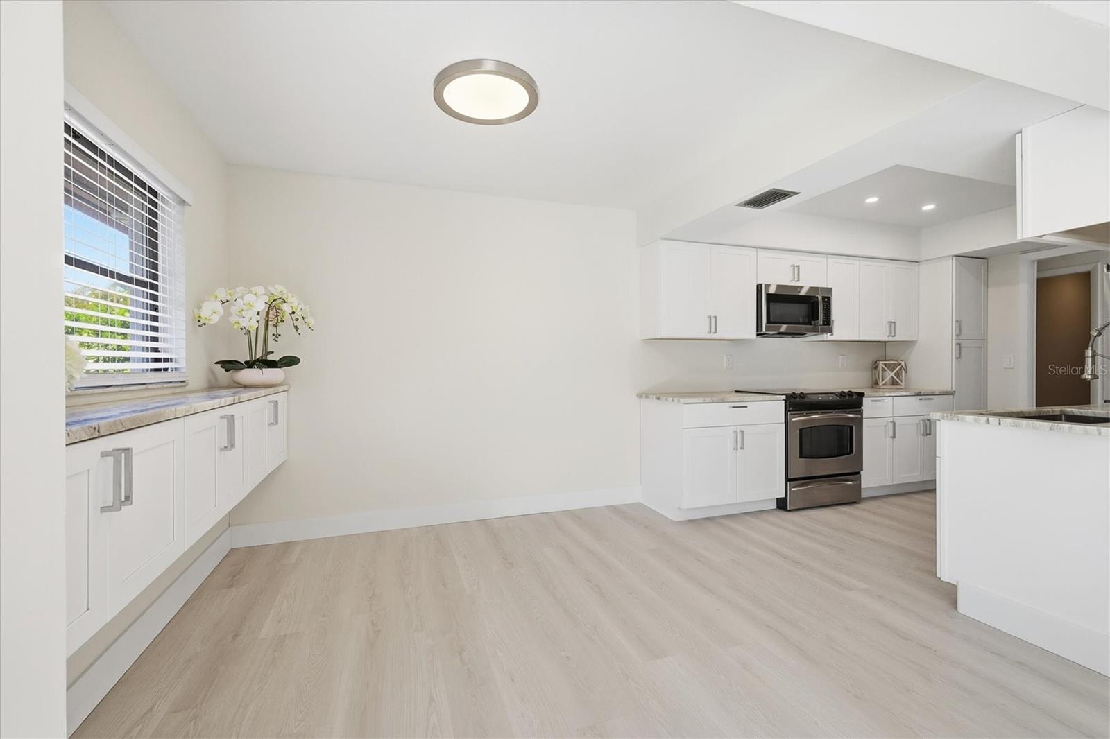 ENGLEWOOD ISLES SUB - Residential