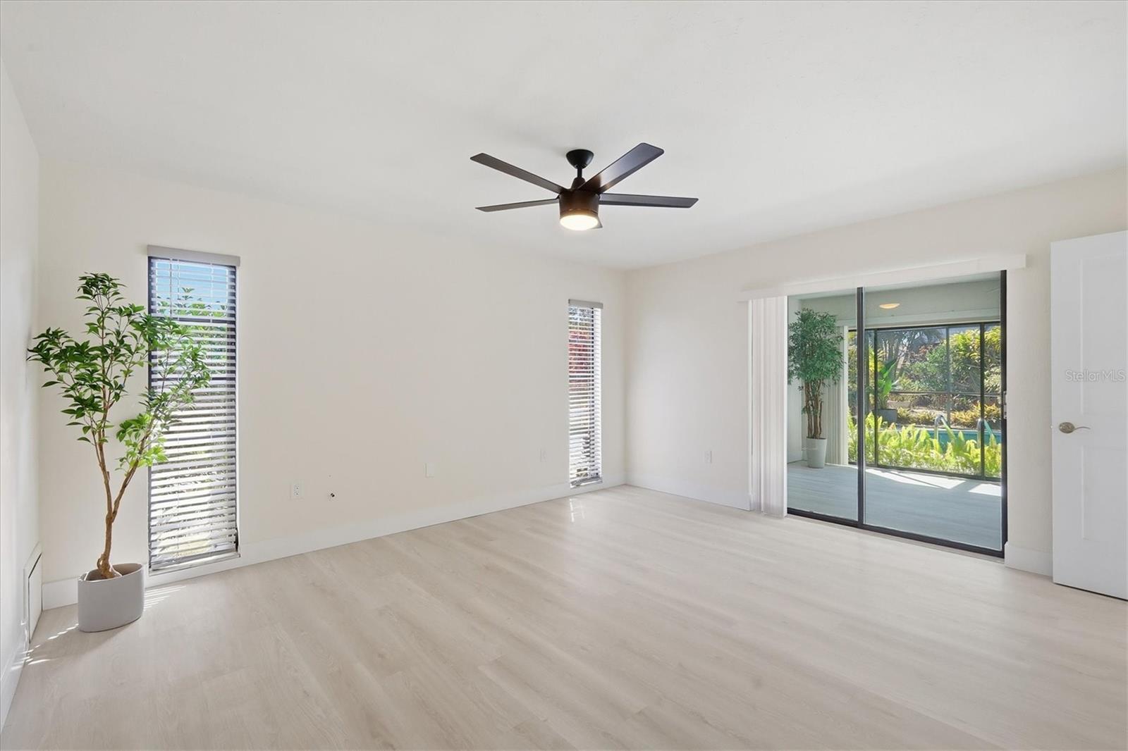 ENGLEWOOD ISLES SUB - Residential