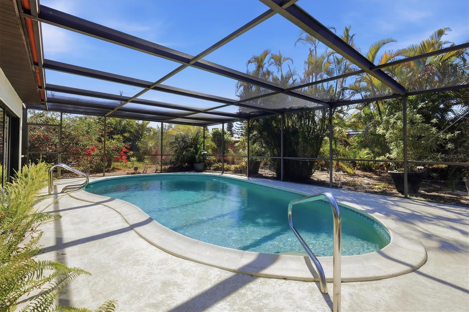 ENGLEWOOD ISLES SUB - Residential