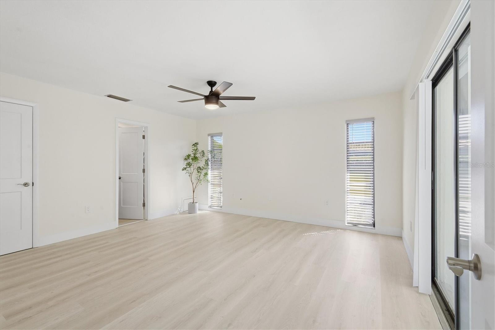 ENGLEWOOD ISLES SUB - Residential