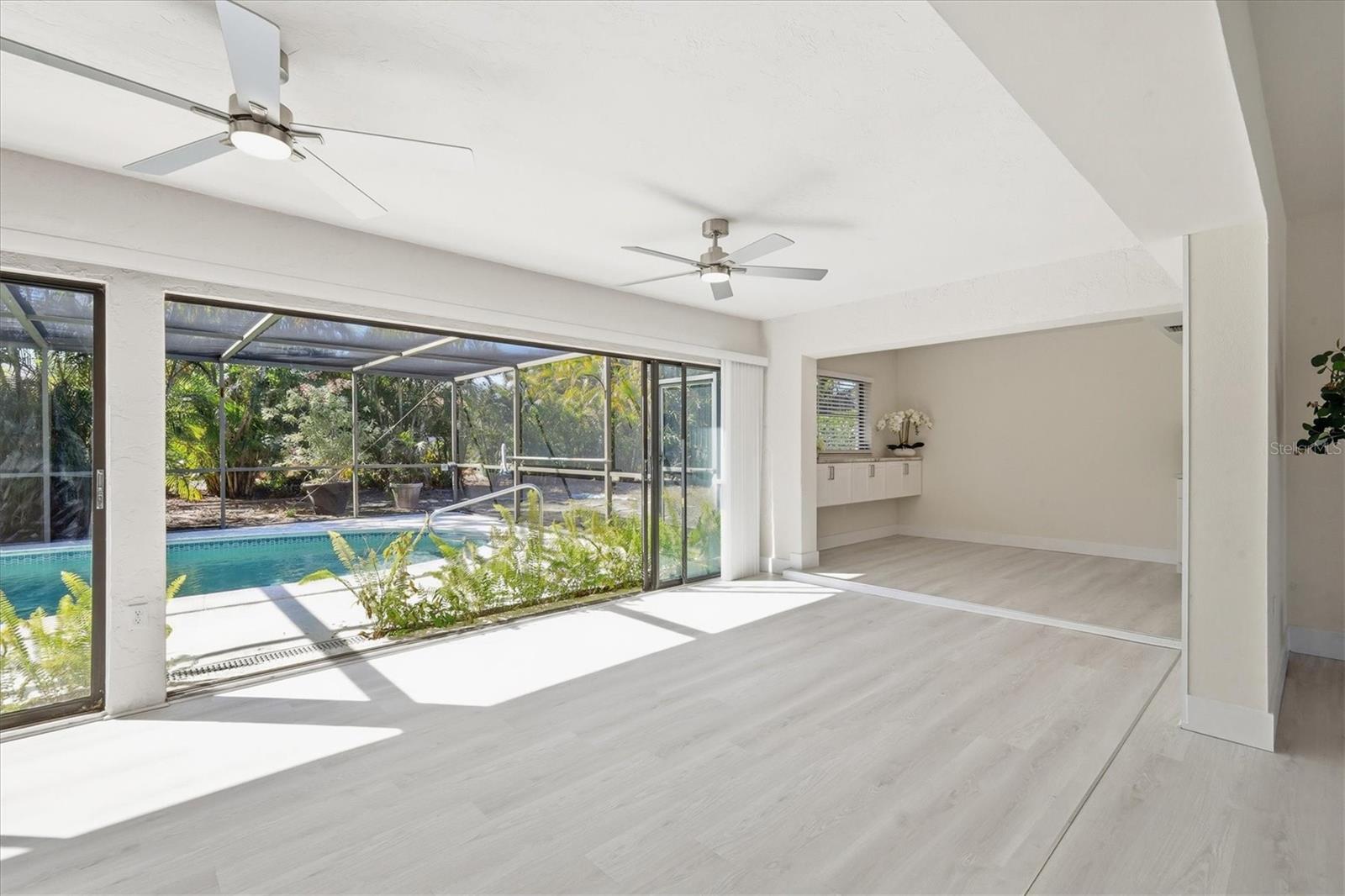 ENGLEWOOD ISLES SUB - Residential