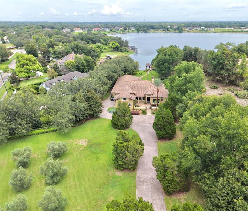 Photo of 9679 Westover Roberts Rd, Windermere, FL 34786 (MLS # S5154885)