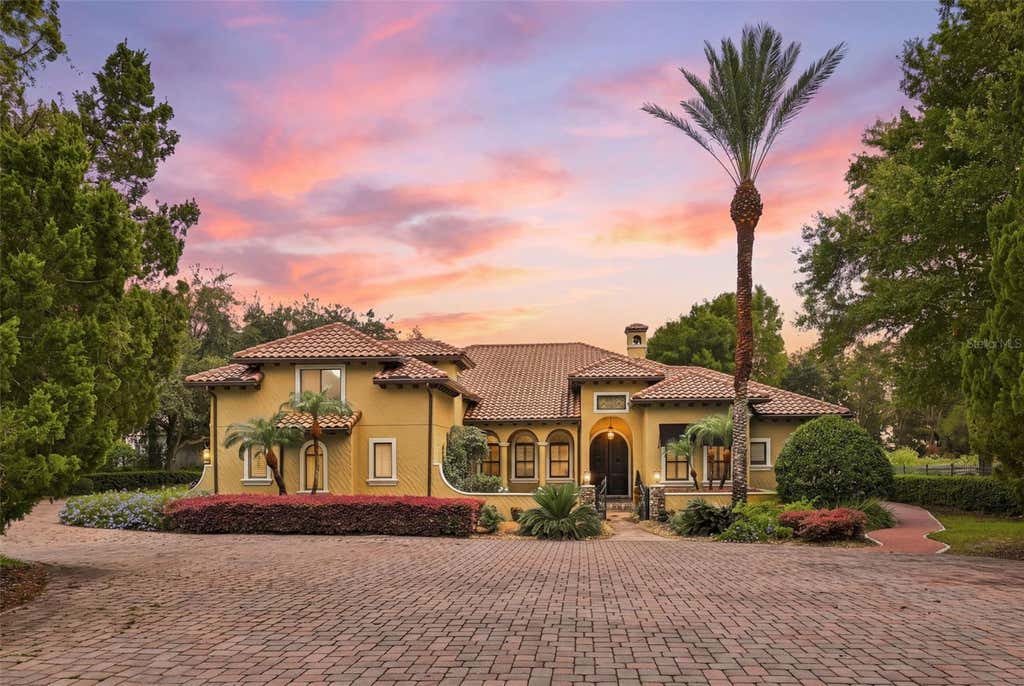Photo of 9679 Westover Roberts Rd, Windermere, FL 34786 (MLS # S5154885)
