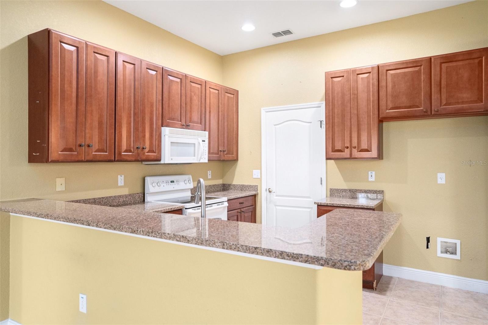 TAMPA BAY GOLF & TENNIS CLUB PH 05C - Residential