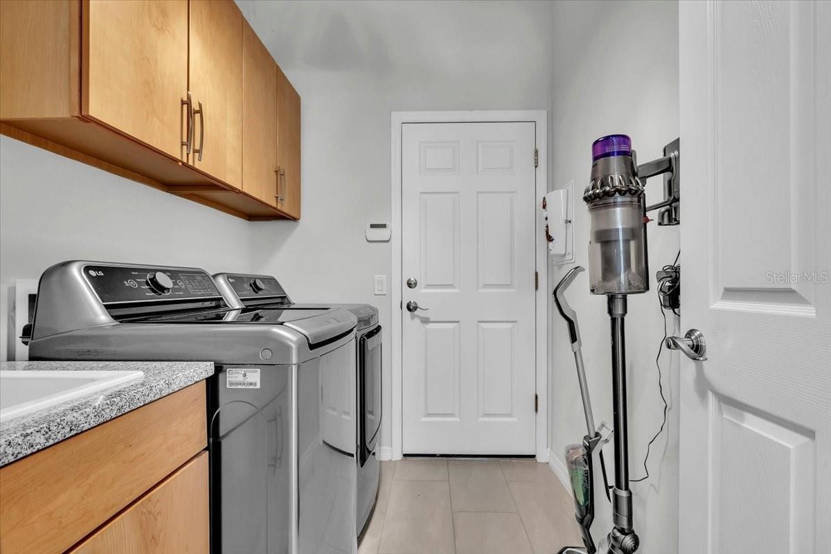 TWIN RIVERS PH IV - Residential