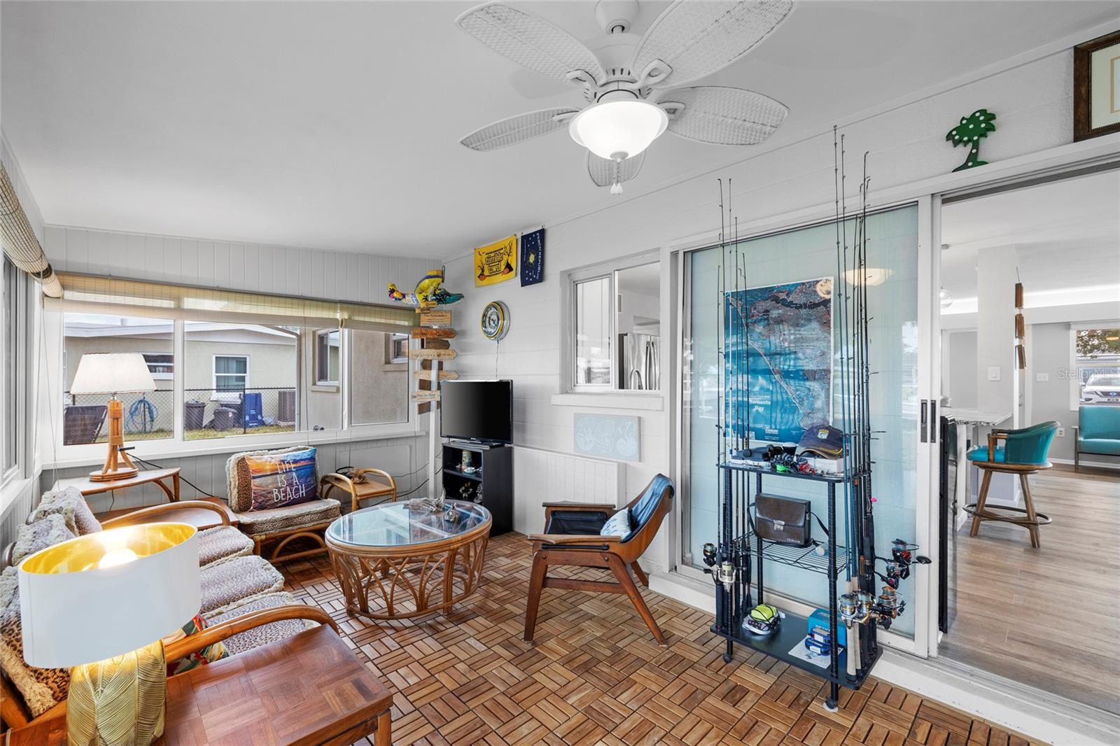 TROPICAL HARBOR SEC 1 - Residential