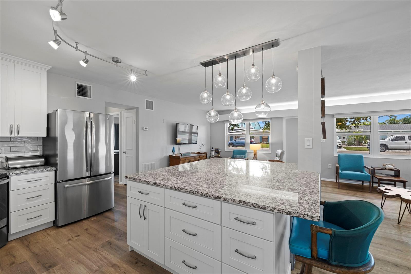 TROPICAL HARBOR SEC 1 - Residential