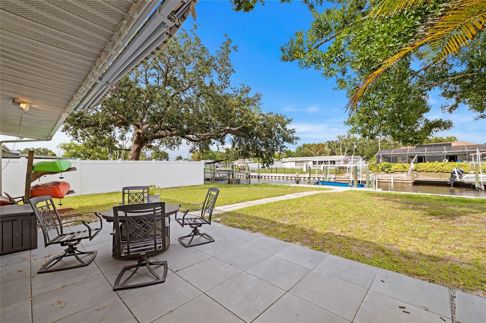 TROPICAL HARBOR SEC 1 - Residential