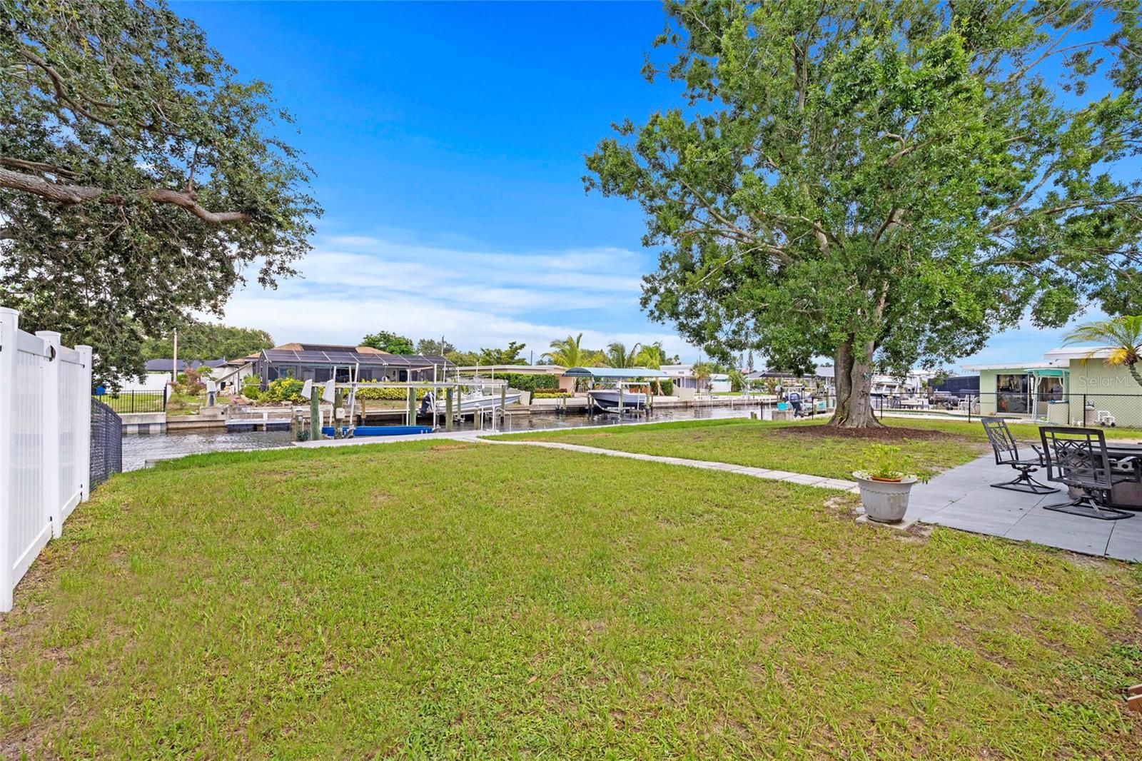 TROPICAL HARBOR SEC 1 - Residential