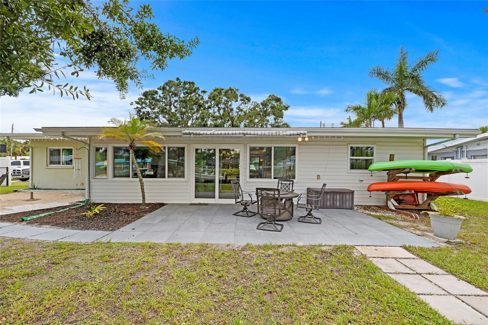 TROPICAL HARBOR SEC 1 - Residential