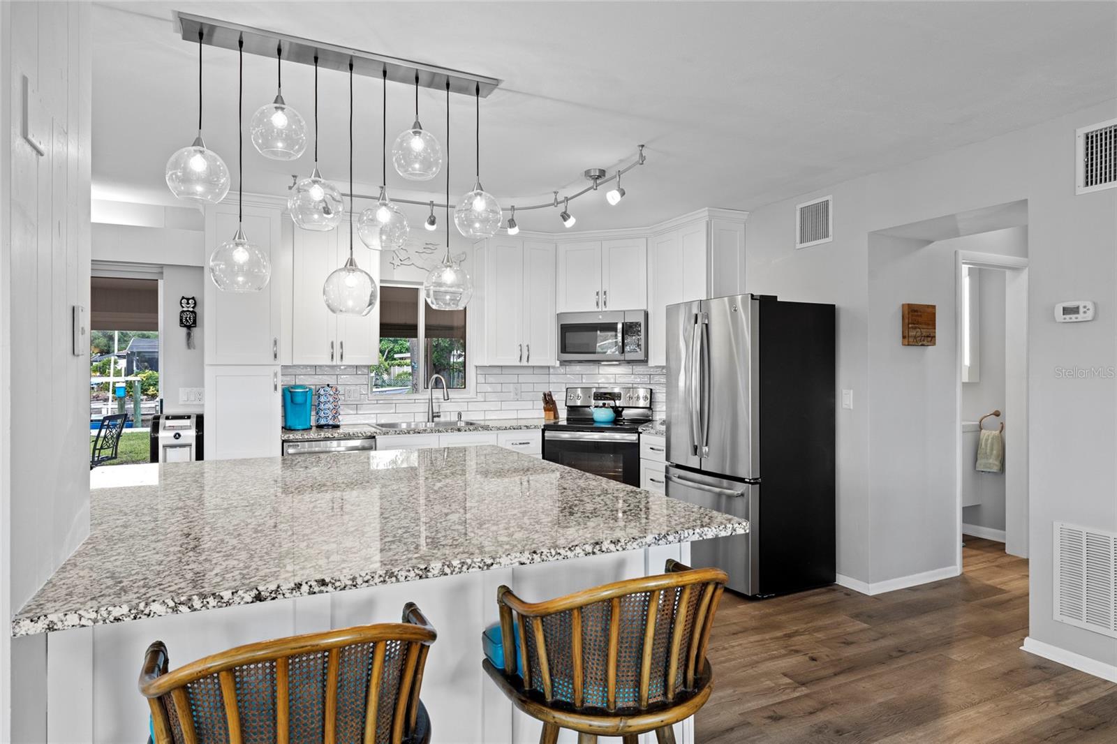 TROPICAL HARBOR SEC 1 - Residential