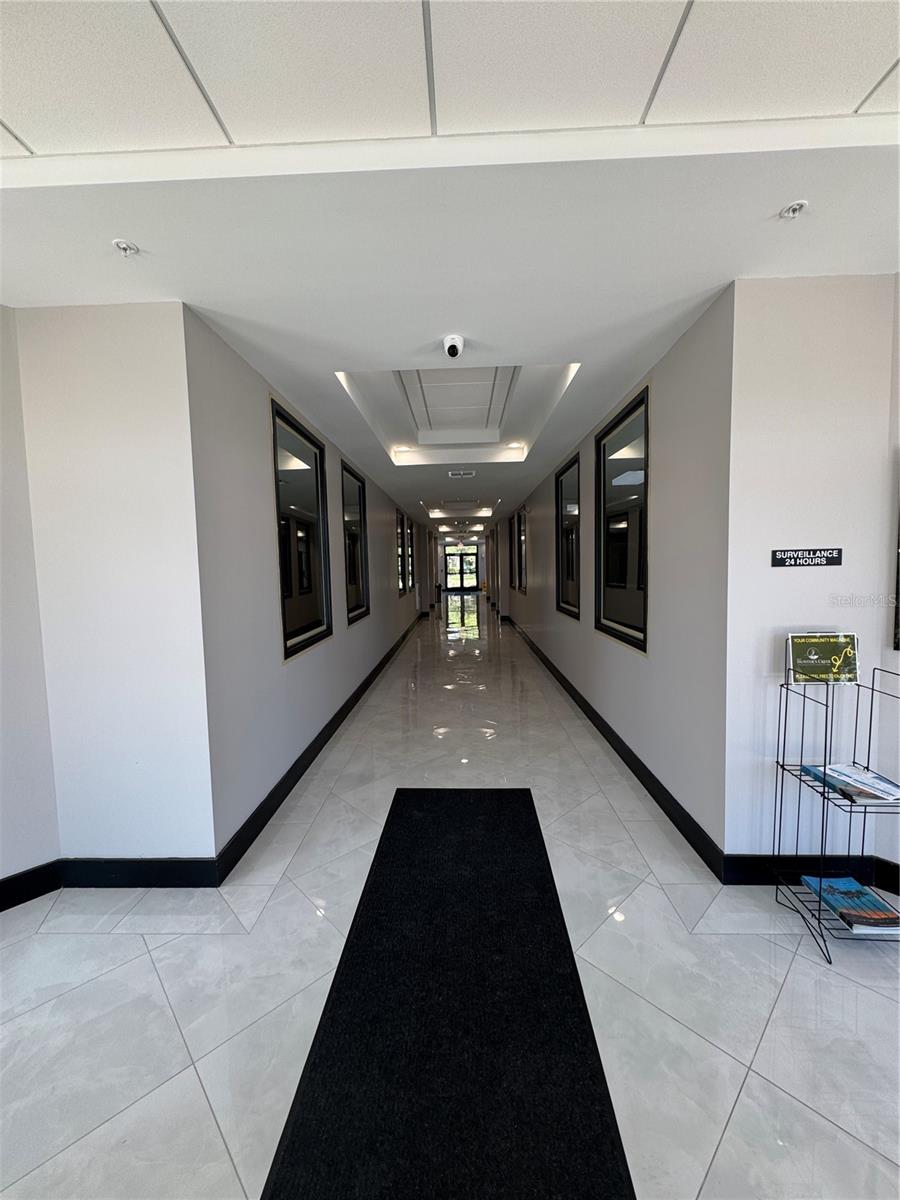 VILLAGE/HUNTERS CRK BLDG O - Commercial Lease