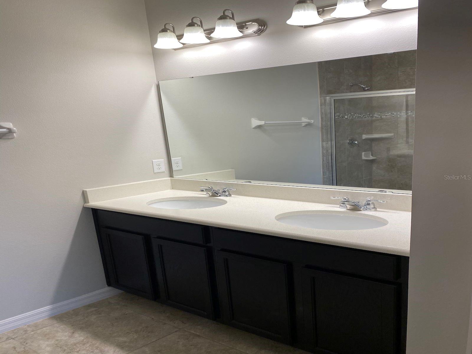 MITCHELL CREEK - Residential Lease