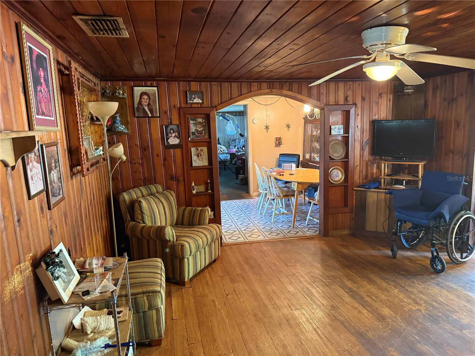 WAHNETA FARMS - Residential