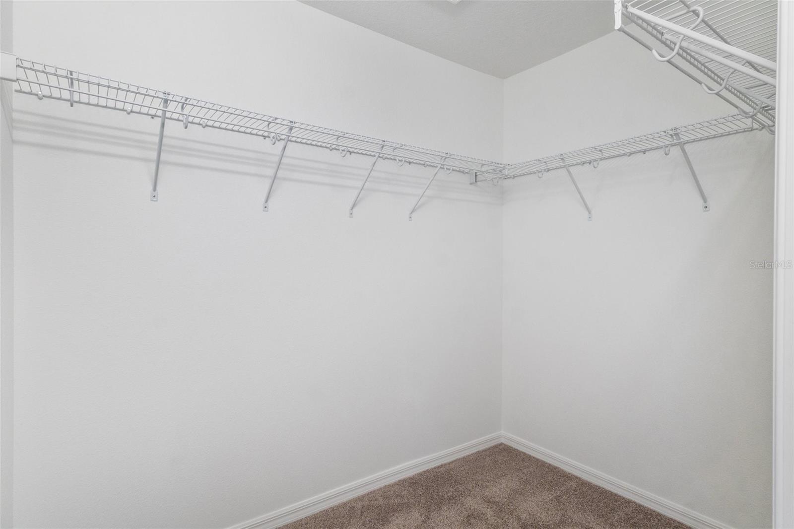 ROYAL HIGHLANDS - Residential