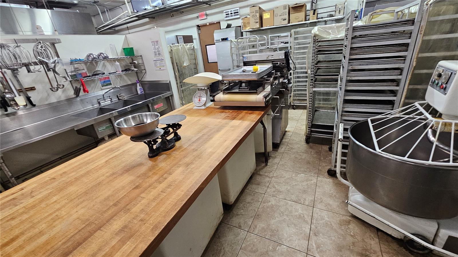 MORTONS ADD - Commercial Sale